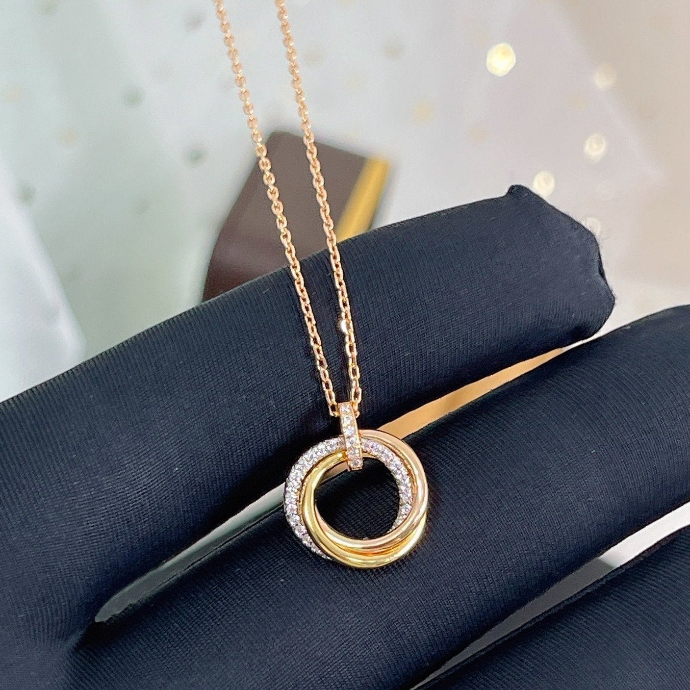 [Glitter Jewelry]TRINITY NECKLACE SILVER GOLD PINK GOLD DIAMONDS