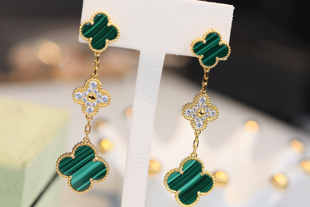[Glitter Jewelry]CLOVER EARRINGS GOLD MALACHITE DIAMOND 3 MOTIF