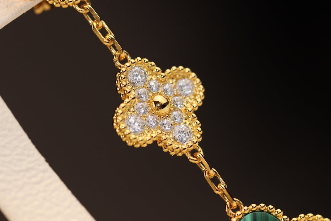 [Glitter Jewelry]CLOVER EARRINGS GOLD MALACHITE DIAMOND 3 MOTIF