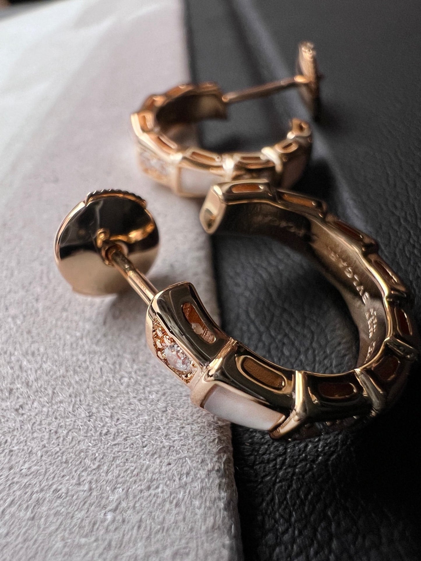 [Glitter Jewelry]SERPENTI MOP PINK GOLD EARRINGS