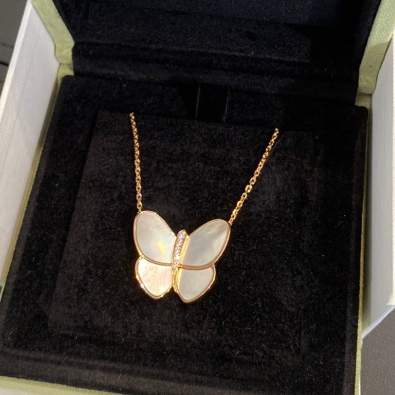 [Glitter Jewelry]BUTTERFLY GOLD MOP DIAMOND NECKLACE