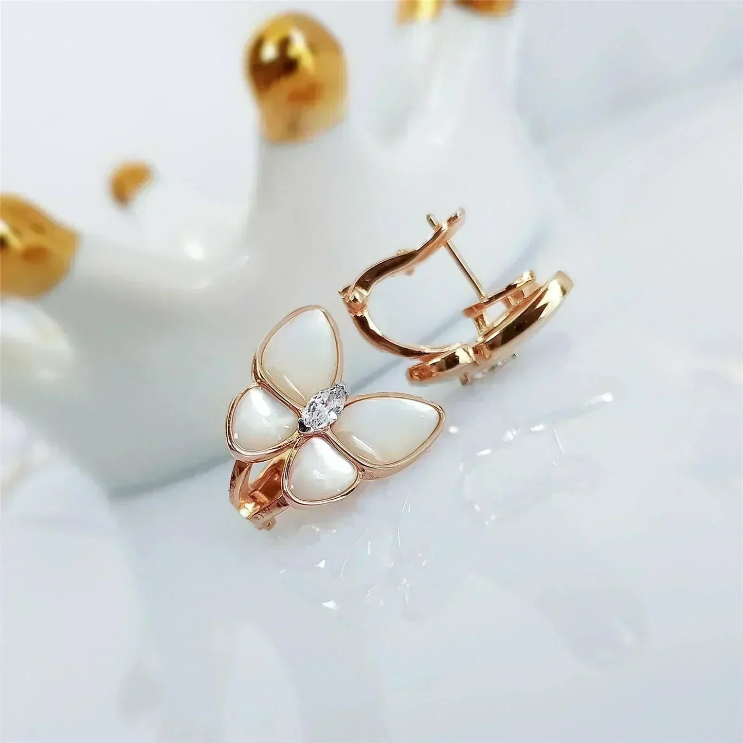 [Glitter Jewelry]BUTTERFLY MOP DIAMOND EARRINGS