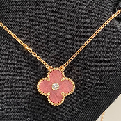 [Glitter Jewelry]CLOVER 15MM DIAMOND RHODONITE NECKLACE