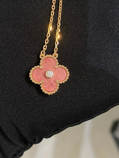 [Glitter Jewelry]CLOVER 15MM DIAMOND RHODONITE NECKLACE
