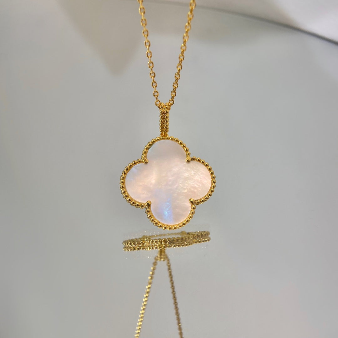 [Glitter Jewelry]CLOVER 25MM MOP LARGE PENDANT NECKLACE