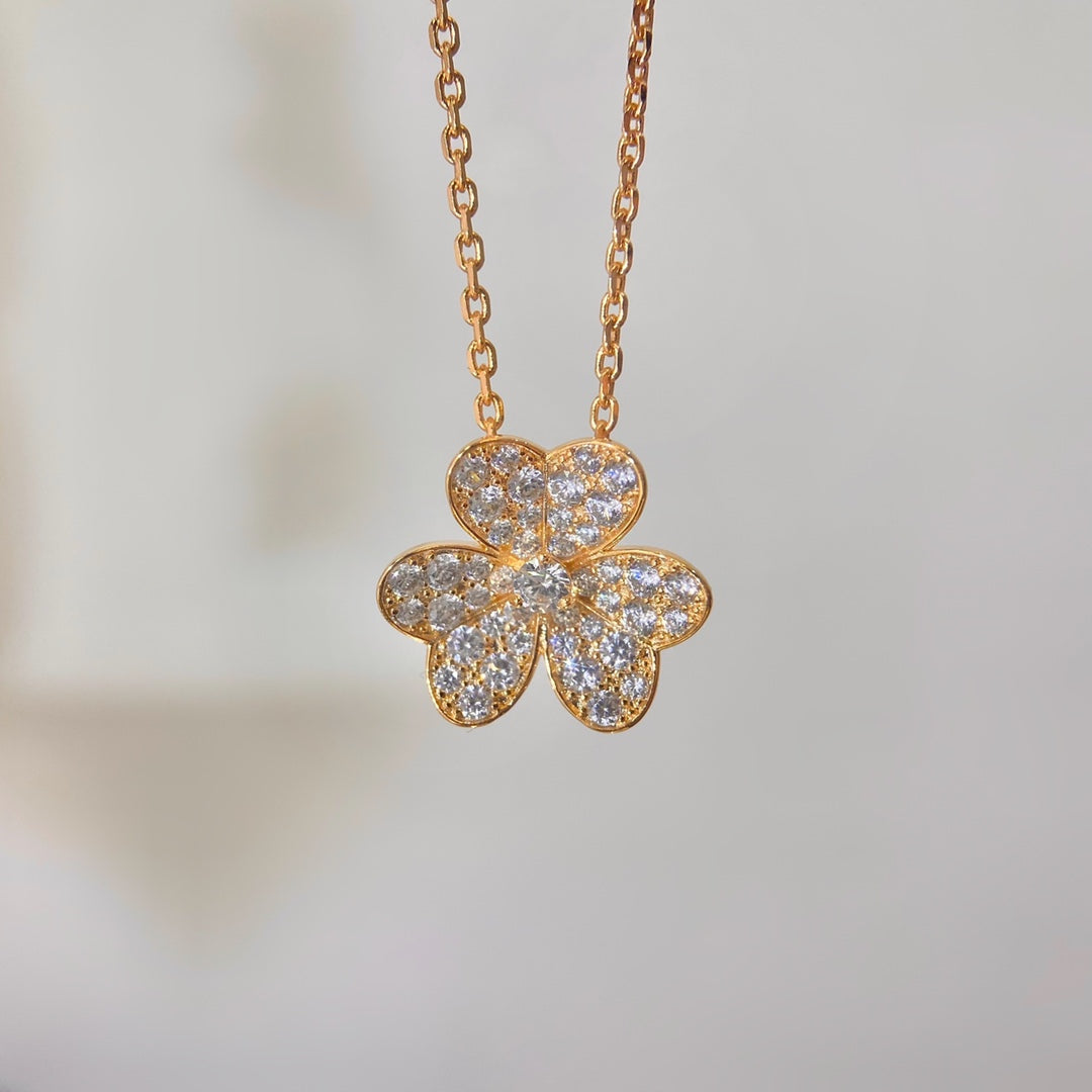 [Glitter Jewelry]FLOWER DIAMOND NECKLACE