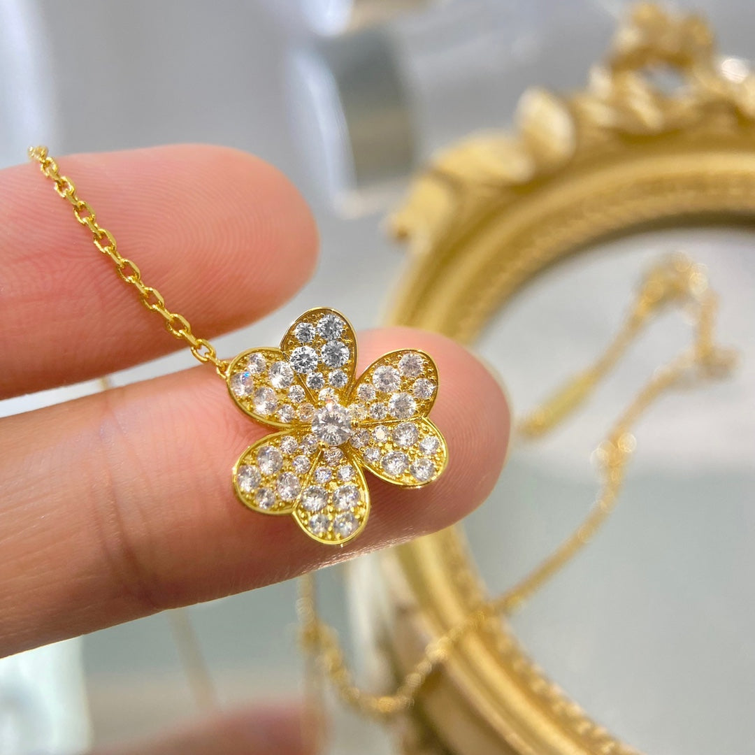 [Glitter Jewelry]FLOWER DIAMOND NECKLACE