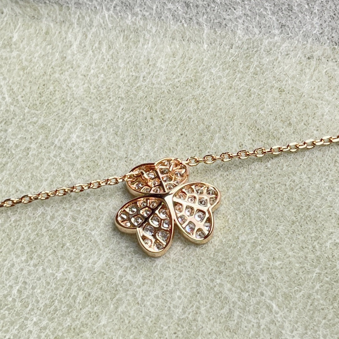 [Glitter Jewelry]FLOWER DIAMOND NECKLACE