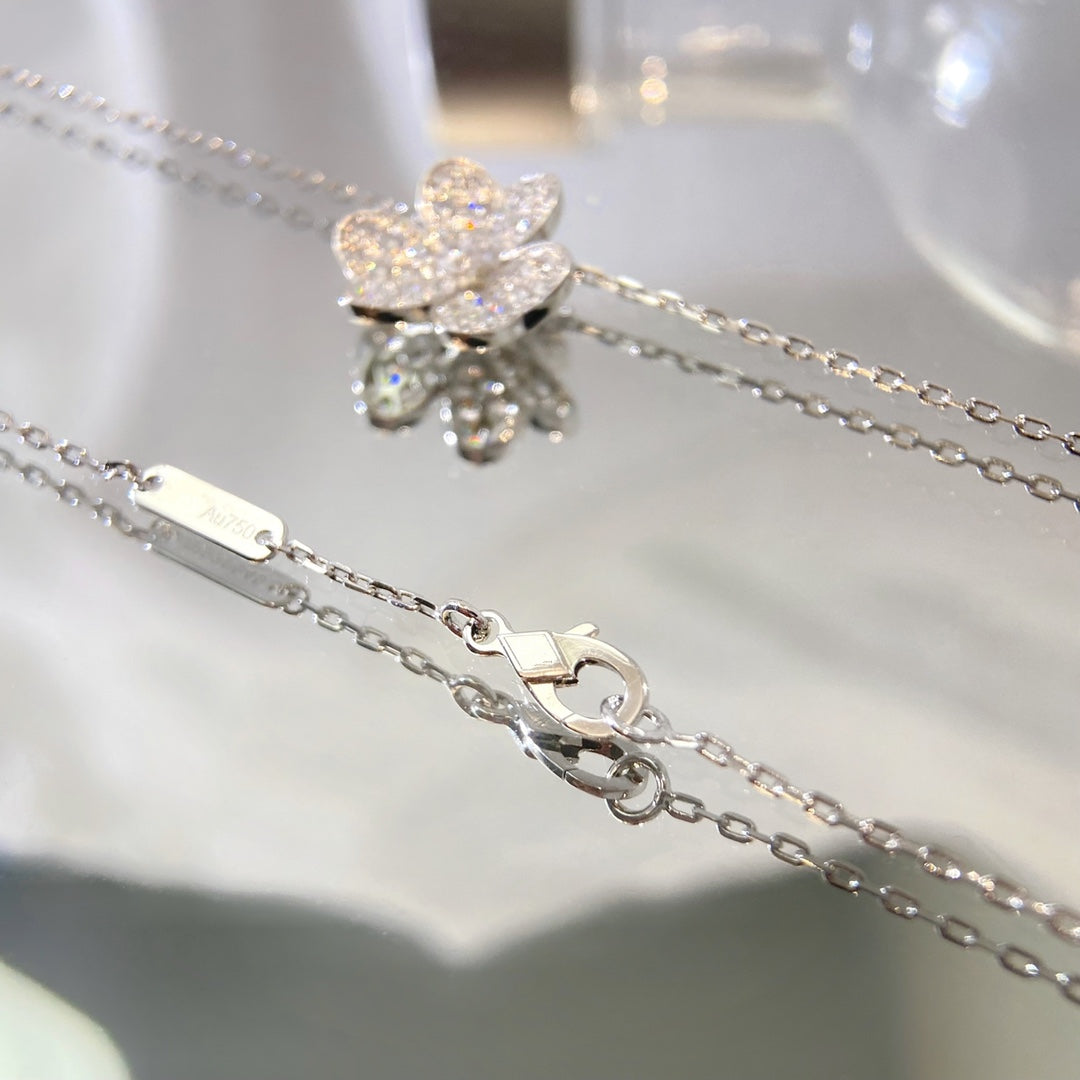 [Glitter Jewelry]FLOWER DIAMOND NECKLACE