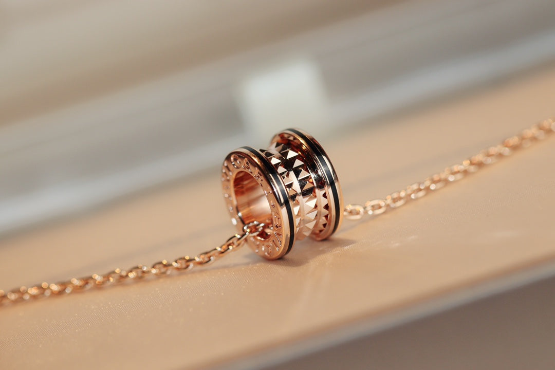 [Glitter Jewelry]ZERO 1 ROCK PEDANT PINK GOLD BLACK NECKLACE