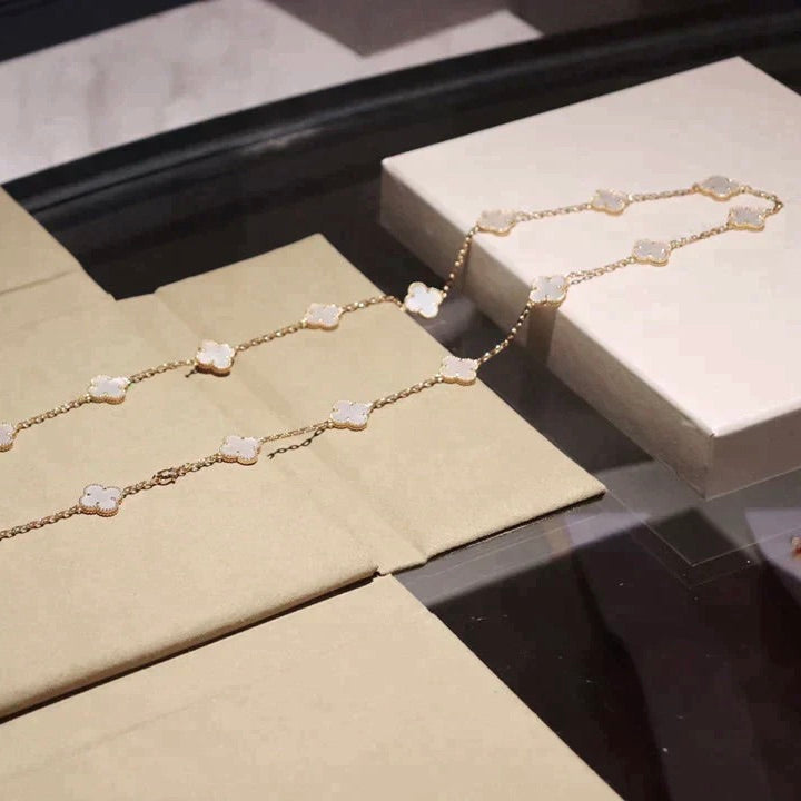 [Glitter Jewelry]CLOVER 20 MOTIFS WHITE MOP NECKLACE