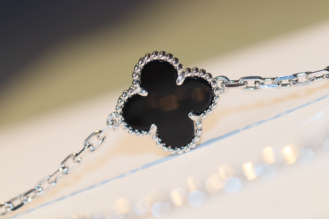 [Glitter Jewelry]CLOVER 20 MOTIFS ONYX DIAMOND SILVER