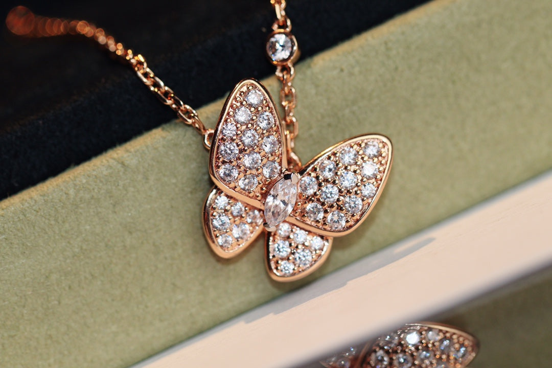 [Glitter Jewelry]BUTTERFLY DIAMOND NECKLACE