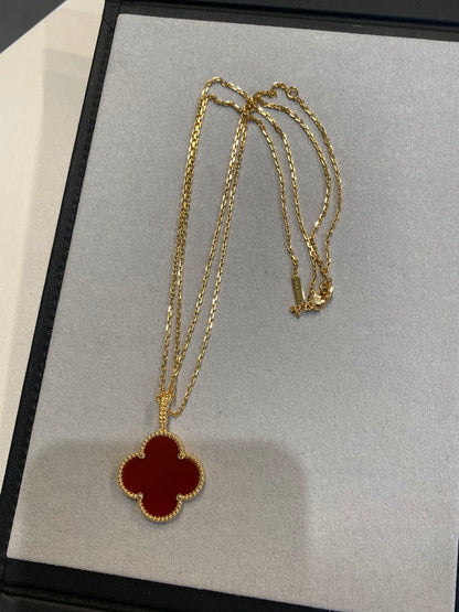 [Glitter Jewelry]CLOVER 25MM NECKLACE GOLD CARNELIAN