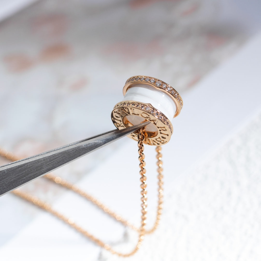 [Glitter Jewelry]ZERO 1 WHITE CERAMIC PINK GOLD DIAMOND NECKLACE