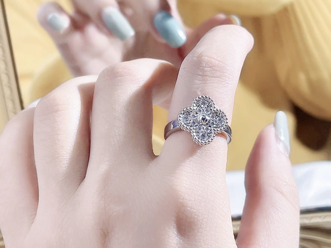[Glitter Jewelry]CLOVER DIAMOND RING