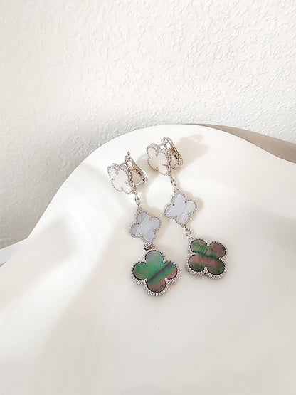 [Glitter Jewelry]CLOVER 3 MOTIFS CHALCEDONY DARK MOP SILVER EARRINGS