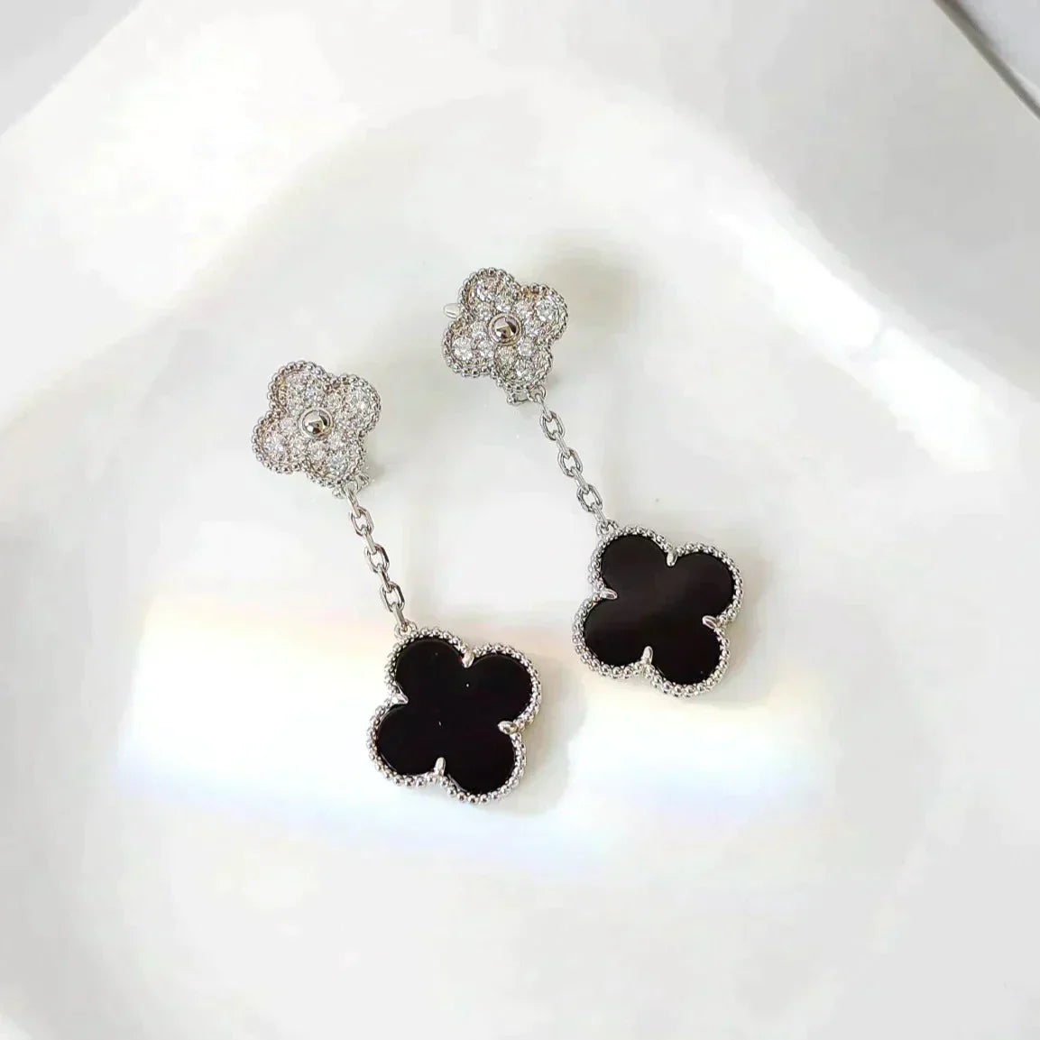 [Glitter Jewelry]CLOVER 2 MOTIFS  DIAMOND ONYX EARRINGS SILVER