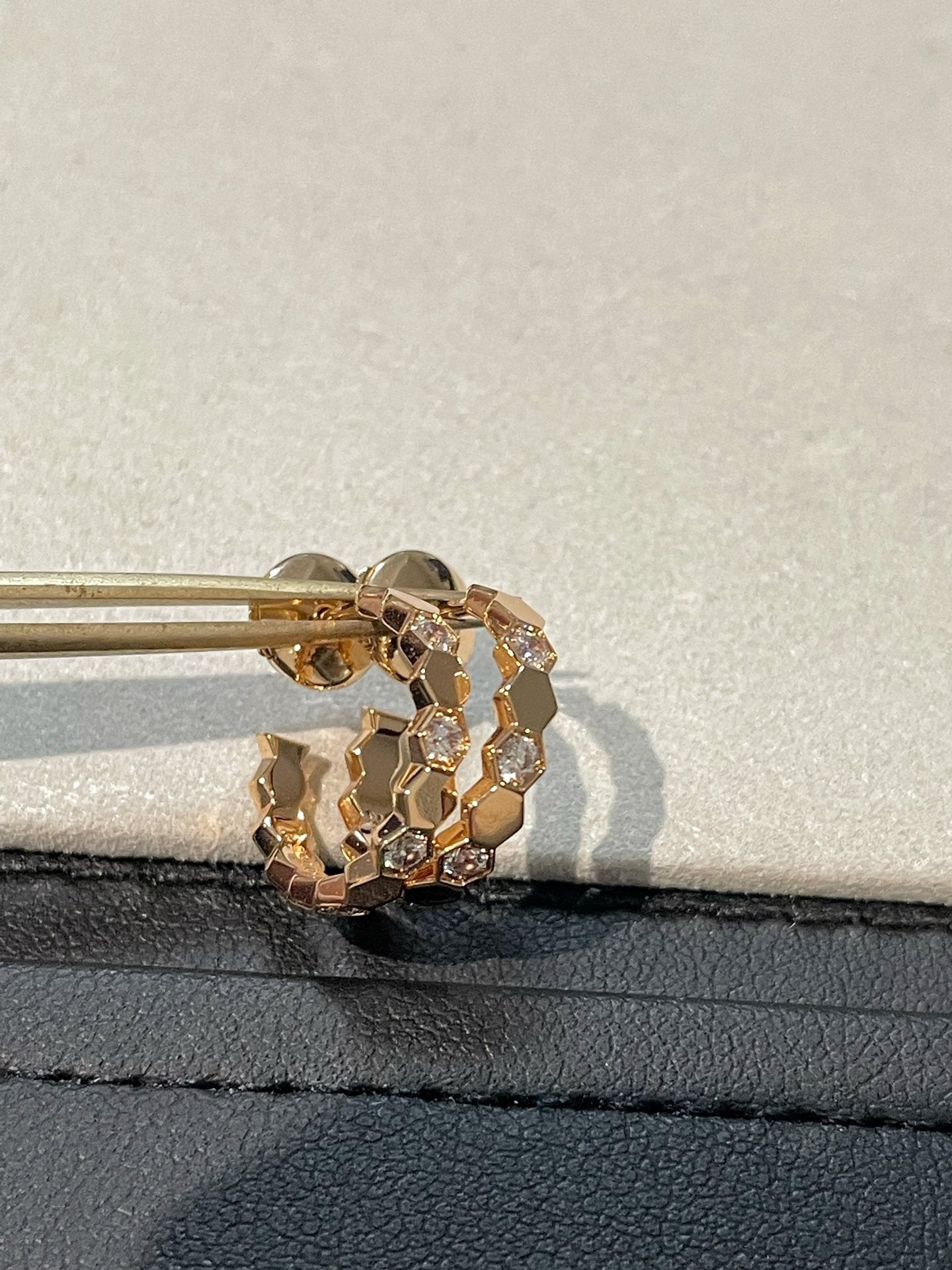 [Glitter Jewelry]Hollow Design Four-Leaf Clover Flower Shape Ring