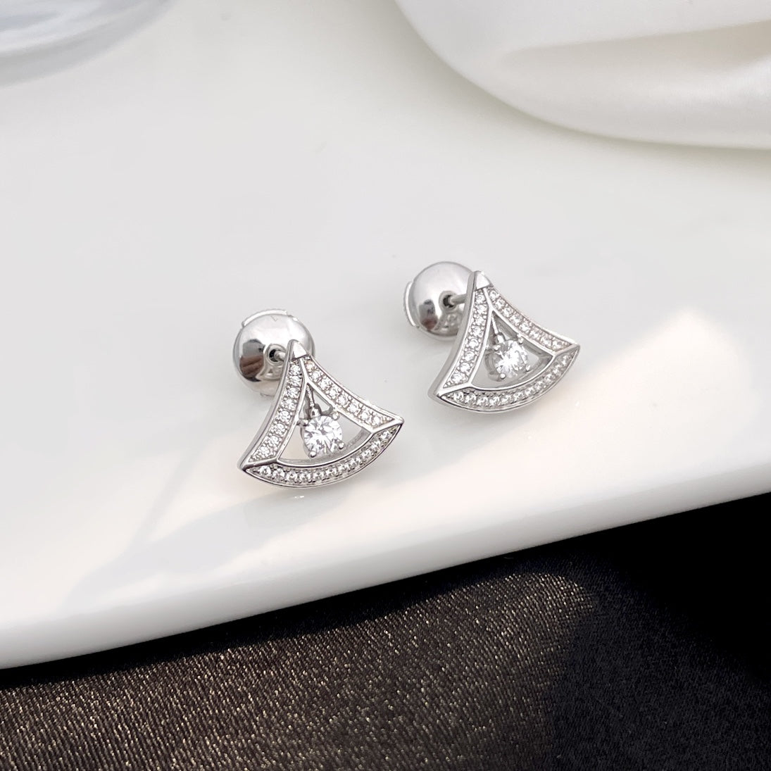 [Glitter Jewelry]DREAM MINI DIAMOND STUD EARRINGS