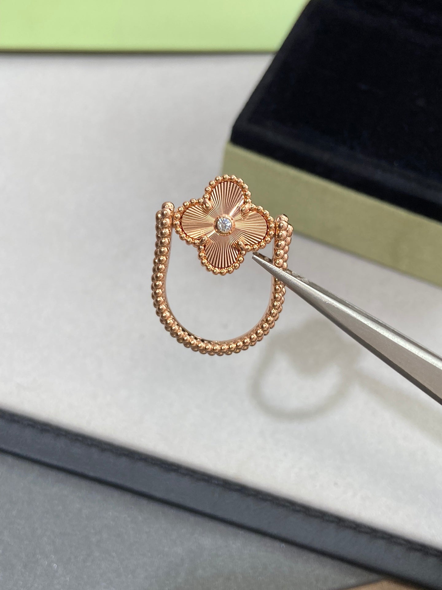 [Glitter Jewelry]CLOVER RIVERSIBLE ROSE GOLD RING