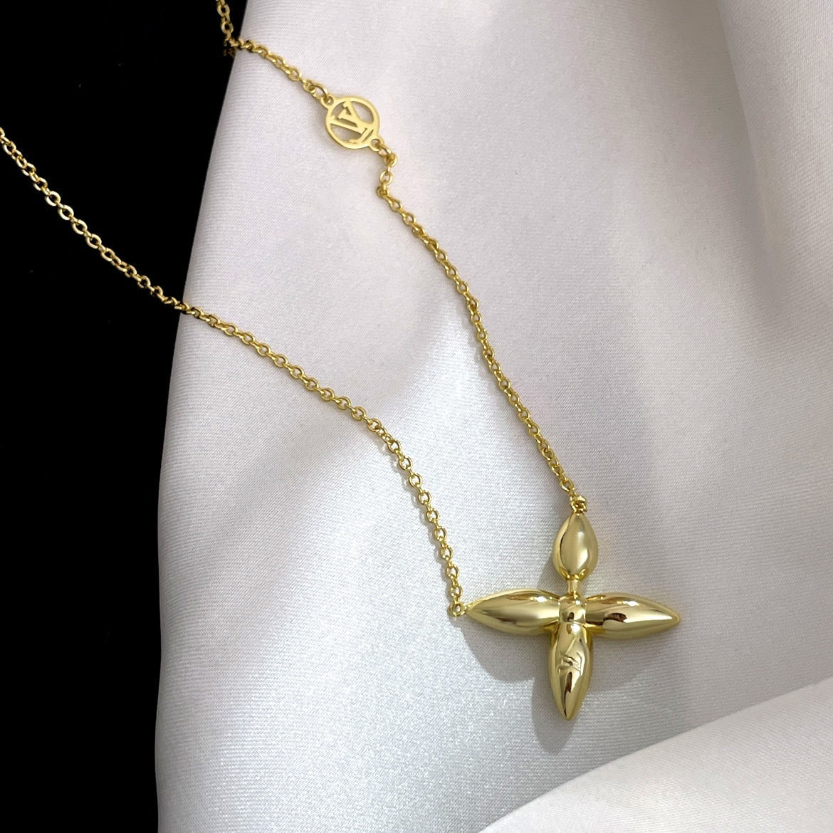 [Glitter Jewelry]LOUISETTE GOLD NECKLACE