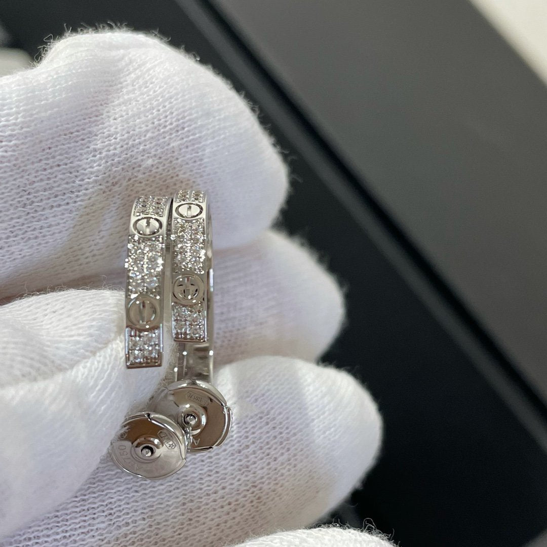 [Glitter Jewelry]LOVE DIAMOND SILVER HOOP EARRINGS