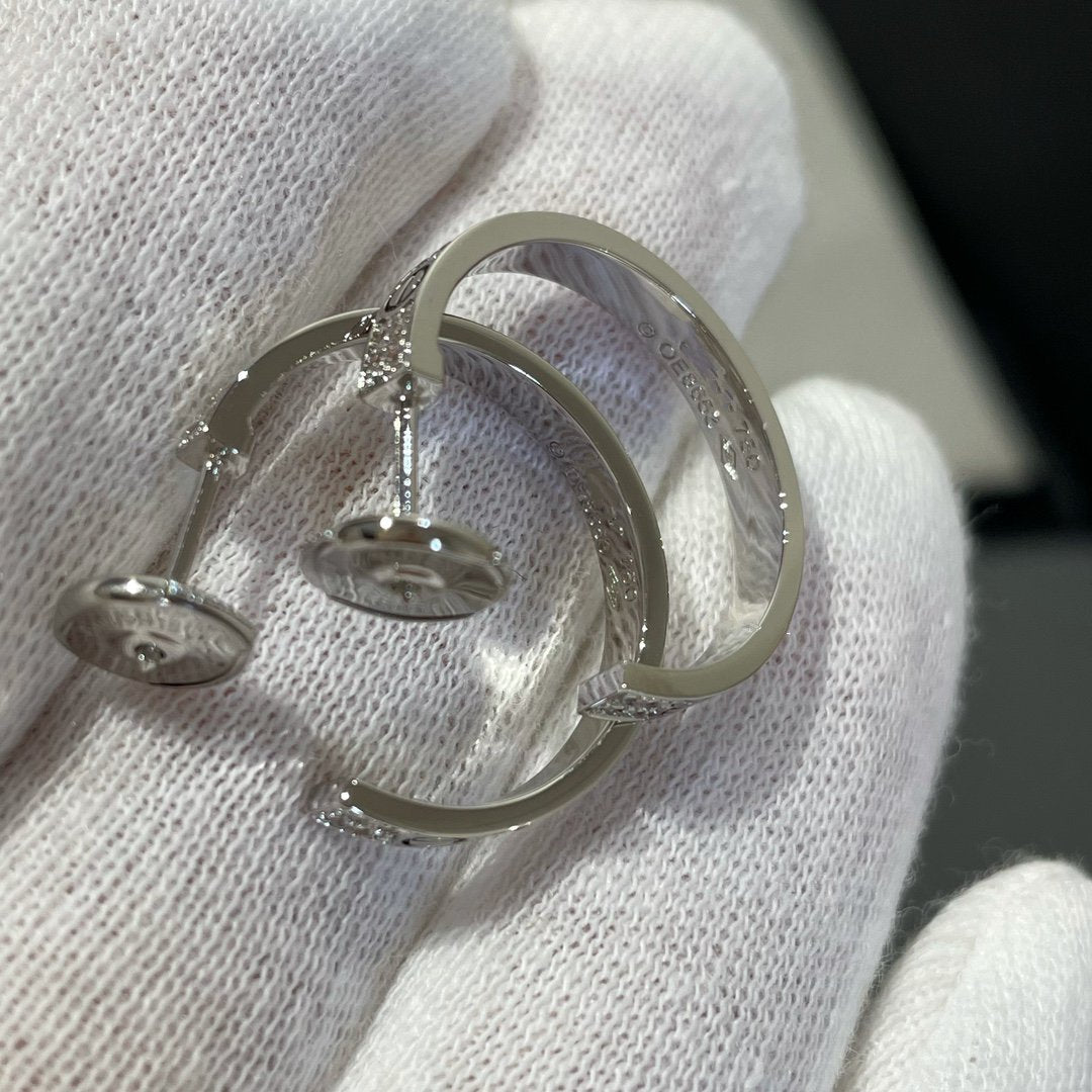 [Glitter Jewelry]LOVE DIAMOND SILVER HOOP EARRINGS
