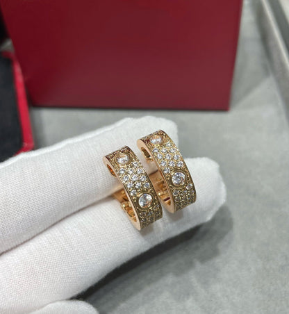 [Glitter Jewelry]LOVE 5.5MM DIAMOND PAVED EARRINGS