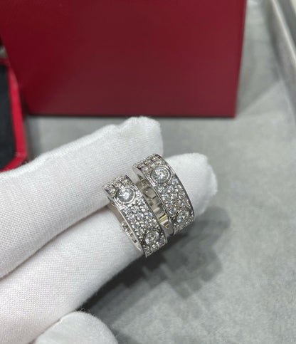 [Glitter Jewelry]LOVE 5.5MM DIAMOND PAVED EARRINGS