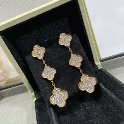 [Glitter Jewelry]CLOVER 3 MOTIFS DIAMOND PAVED ROSE GOLD EARRINGS