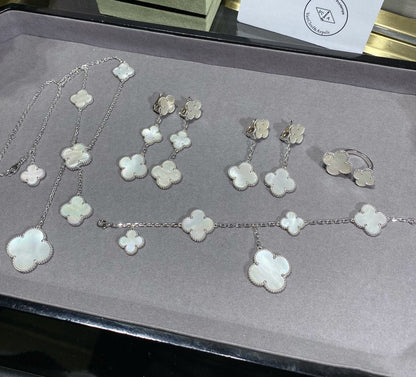 [Glitter Jewelry]CLOVER 5 MOTIF WHITE MOP SILVER BRACELET