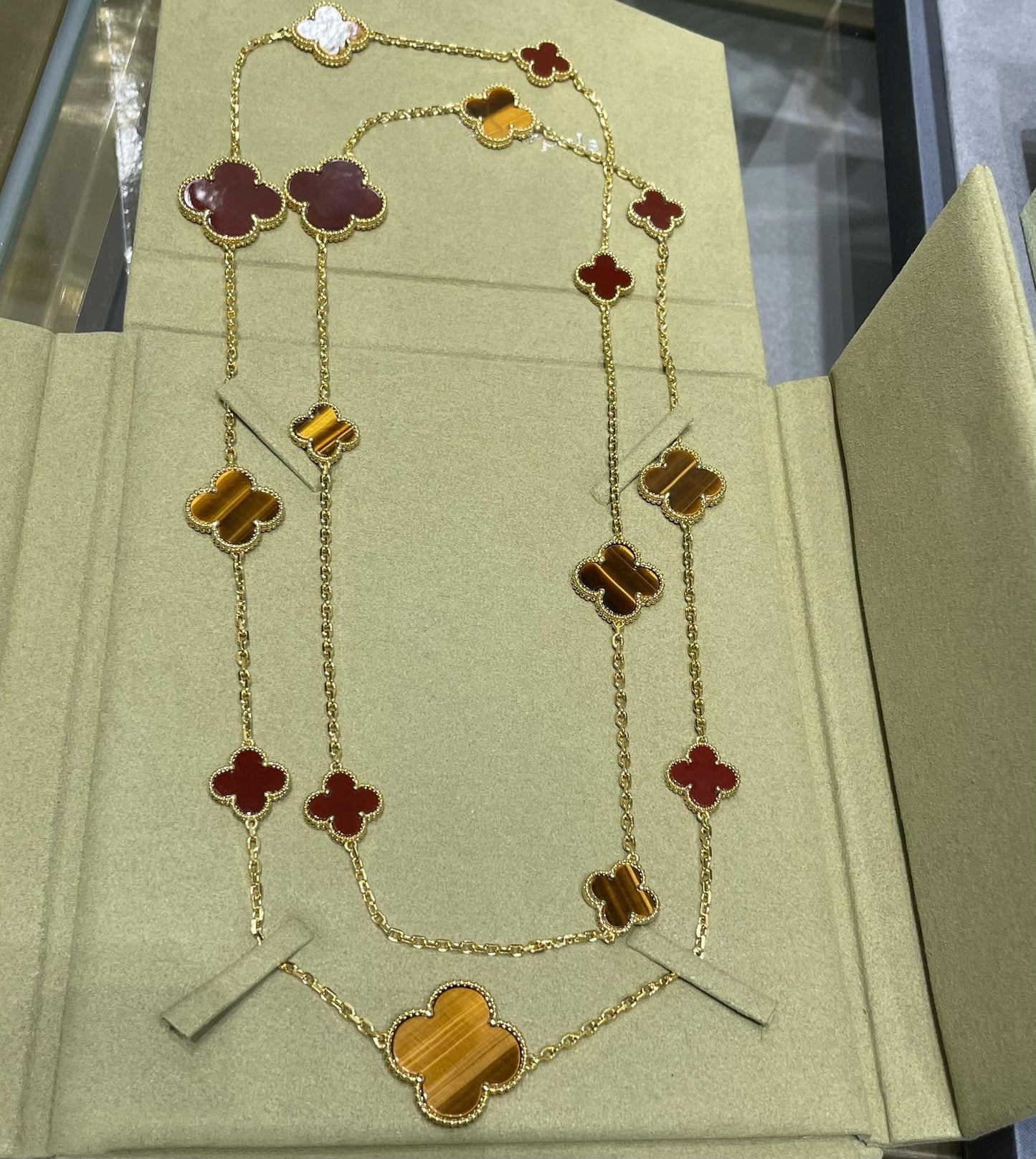 [Glitter Jewelry]CLOVER 16 MOTIF CARNELIAN TIGER EYE ROSE GOLD NECKLACE