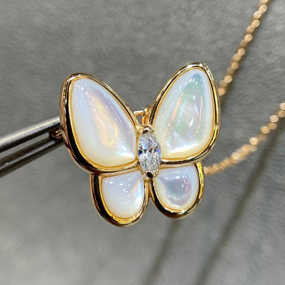 [Glitter Jewelry]BUTTERFLY MOP DIAMOND NECKLACE