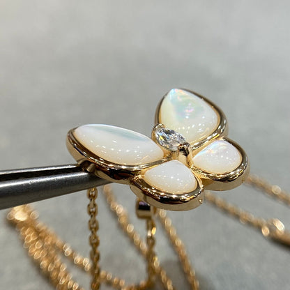 [Glitter Jewelry]BUTTERFLY MOP DIAMOND NECKLACE