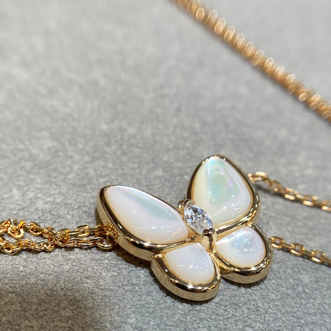 [Glitter Jewelry]BUTTERFLY MOP DIAMOND NECKLACE