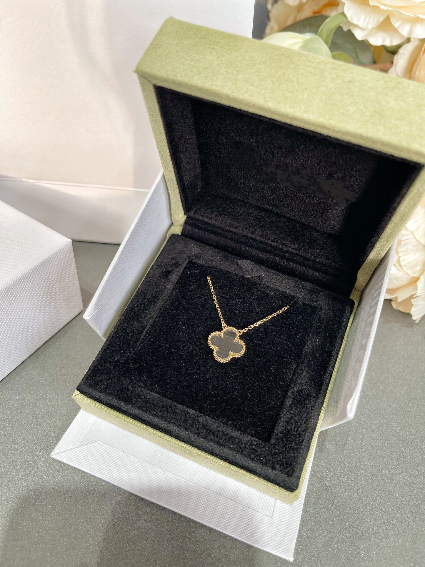 [Glitter Jewelry]CLOVER ROCK CRYSTAL ROSE GOLD NECKLACE