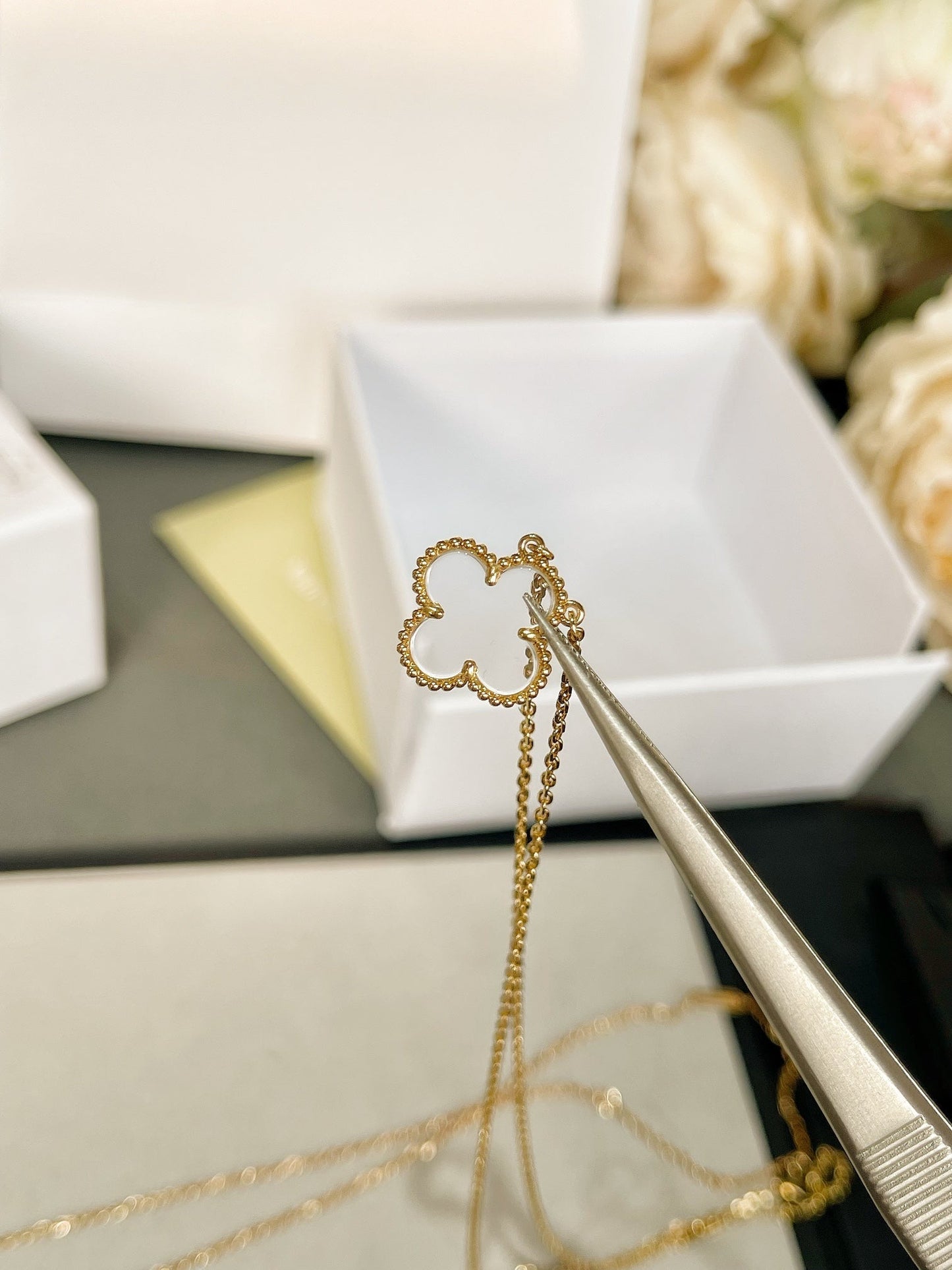 [Glitter Jewelry]CLOVER ROCK CRYSTAL ROSE GOLD NECKLACE