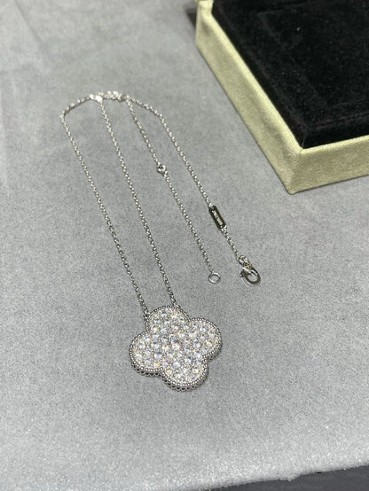 [Glitter Jewelry]CLOVER 25MM LARGE PENDANT DIAMOND PAVED SILVER NECKLACE