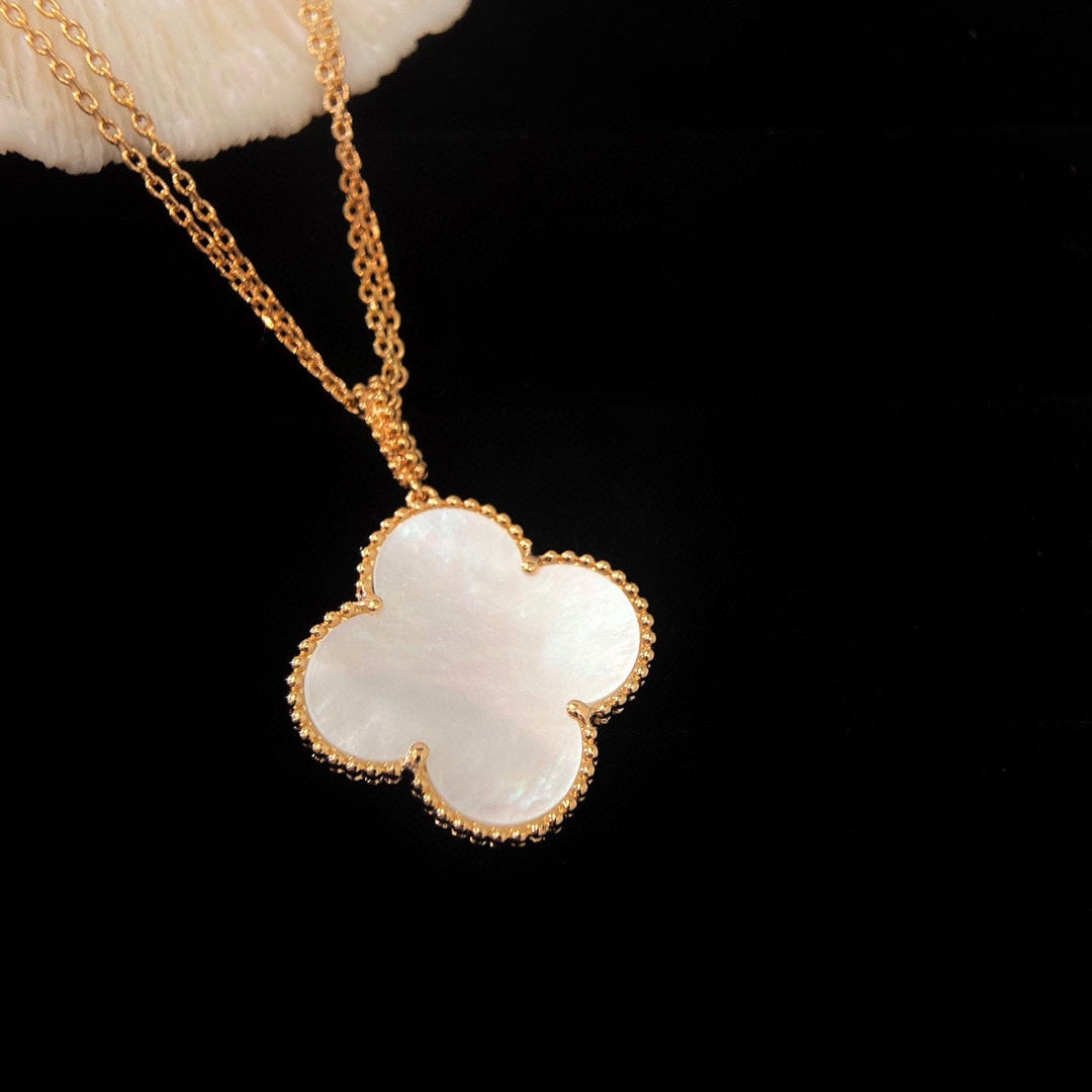 [Glitter Jewelry]CLOVER 25MM MOP LARGE PENDANT NECKLACE