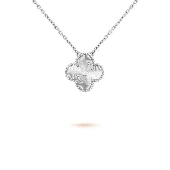 [Glitter Jewelry]CLOVER  15MM DIAMOND LASER NECKLACE SILVER