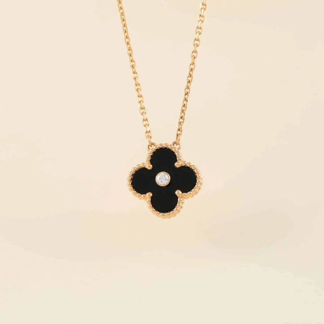 [Glitter Jewelry]CLOVER 15MM DIAMOND ONYX NECKLACE
