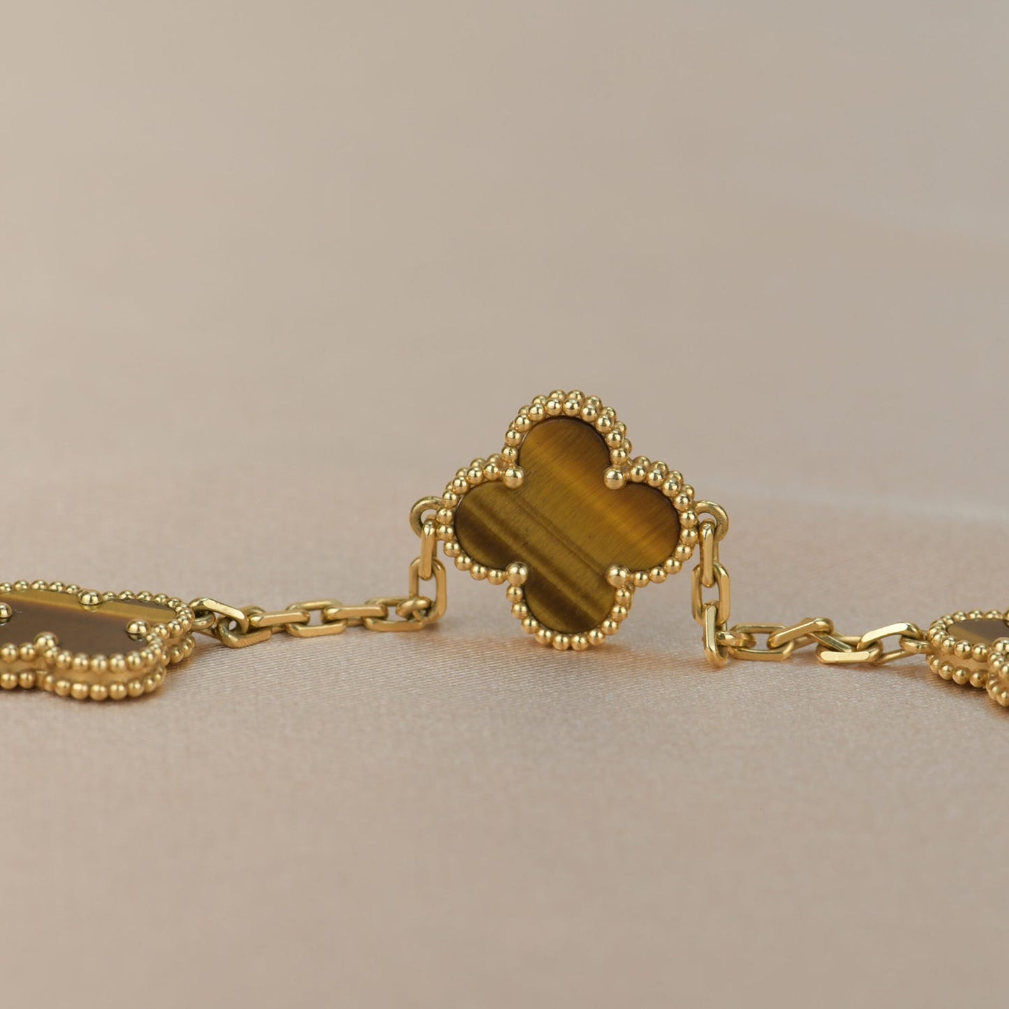 [Glitter Jewelry]CLOVER  5 MOTIFS TIGER EYE BRACELET