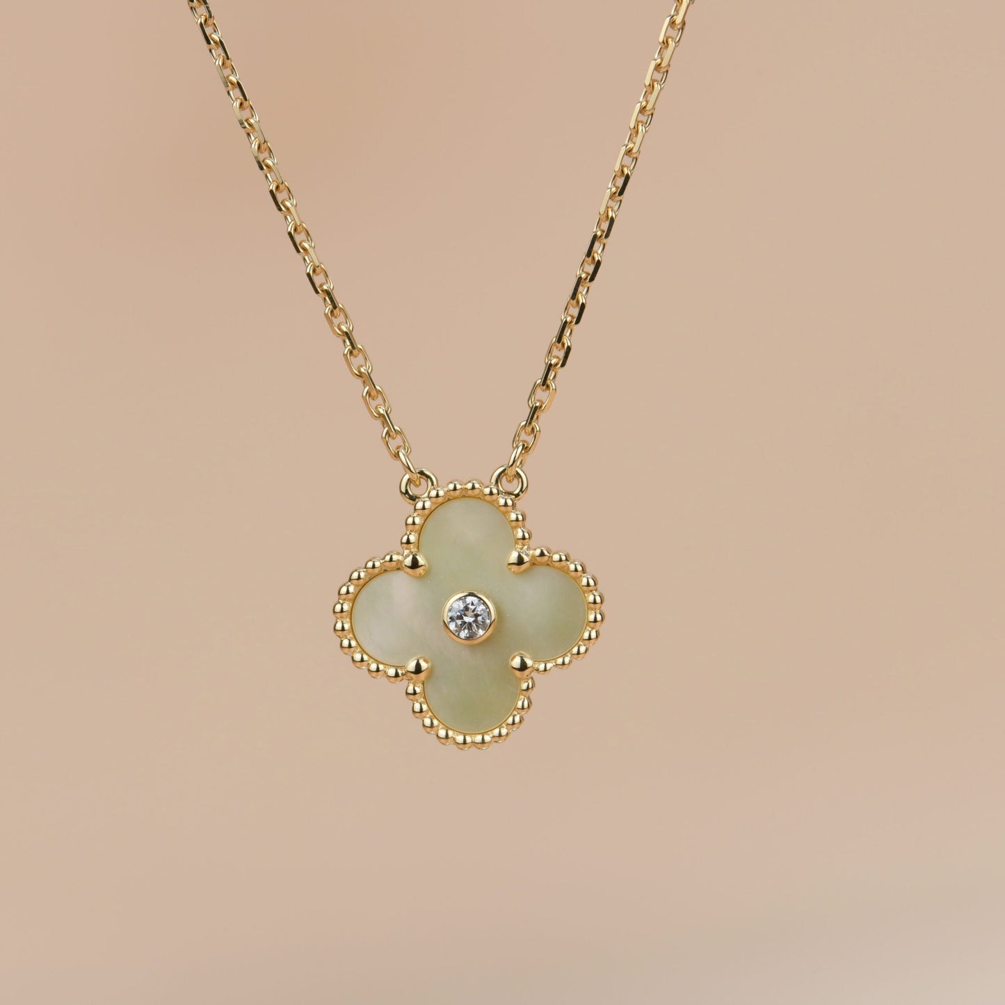 [Glitter Jewelry]CLOVER 15MM DIAMOND GOLD MOTHER OF PEARL NECKLACE
