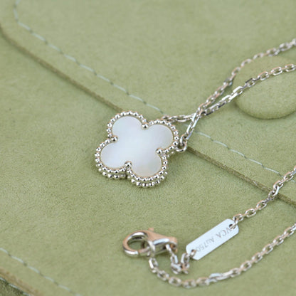 [Glitter Jewelry]CLOVER  15MM WHITE MOTHER-OF-PEARL SILVER