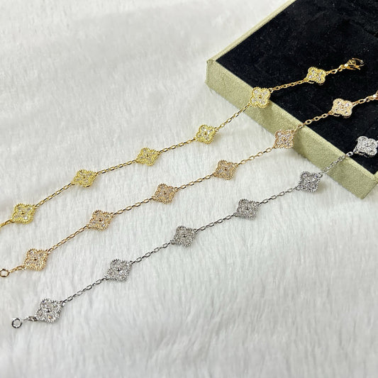 [Glitter Jewelry]CLOVER 6 MOTIF DIAMOND BRACELET
