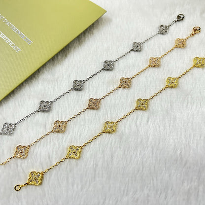 [Glitter Jewelry]CLOVER 6 MOTIF DIAMOND BRACELET
