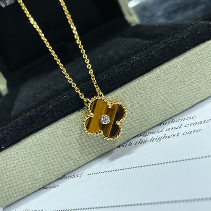 [Glitter Jewelry]CLOVER 15MM DIAMOND AND YELLOW TIGER'S EYE AGATE necklace