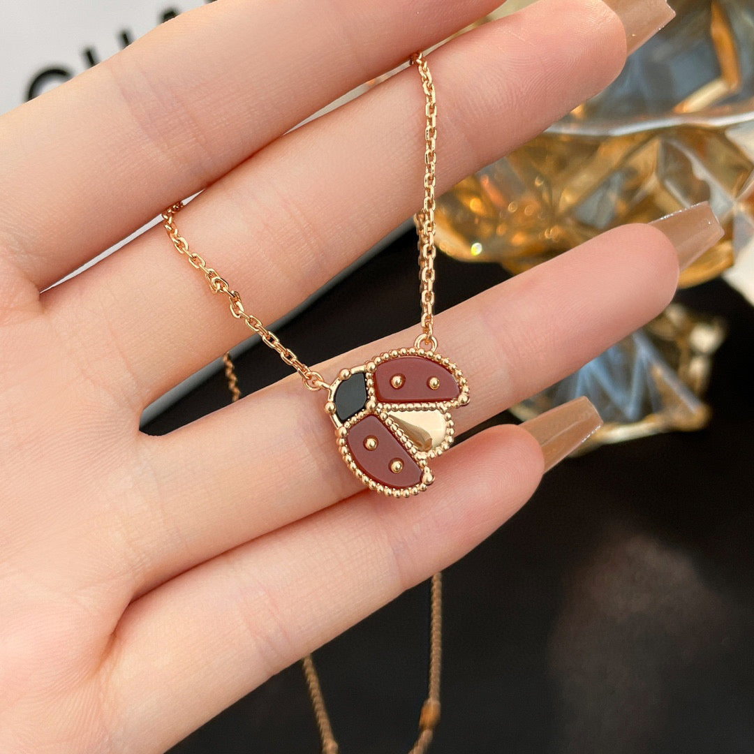 [Glitter Jewelry]LUCKY  CARNELIANS LADYBUG NECKLACE