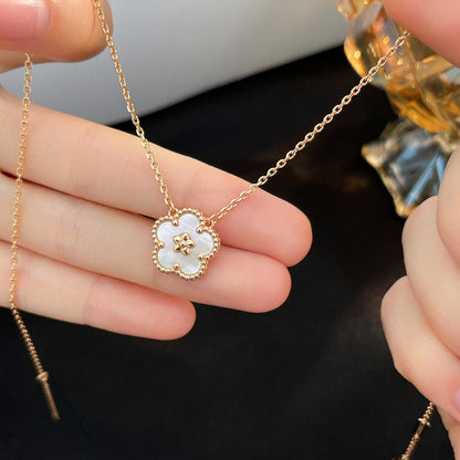 [Glitter Jewelry]LUCKY  WHITE MOP  PLUM BLOSSOM NECKLACE